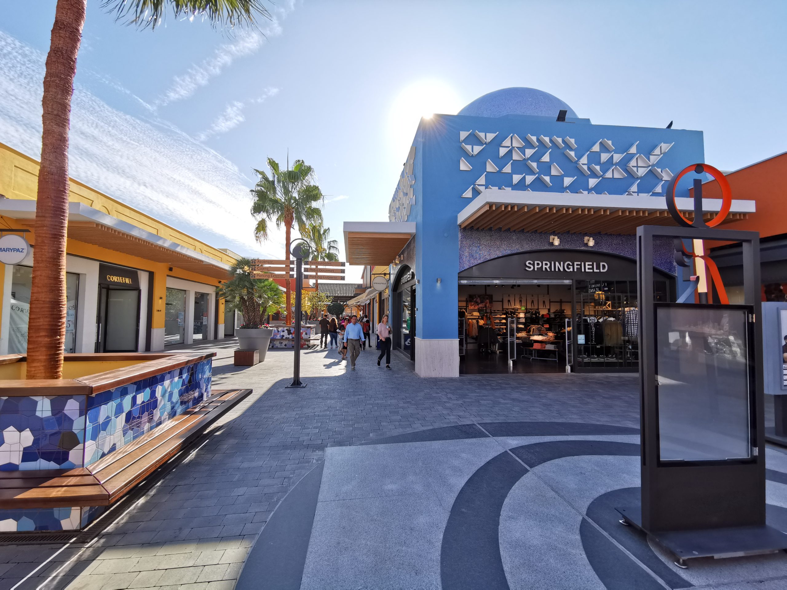 Outlet nike sales plaza mayor