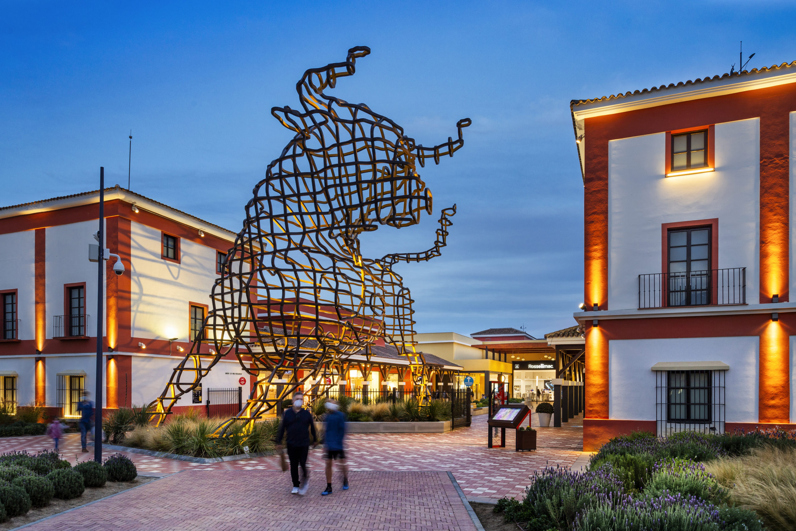 Reify, Plaza Mayor