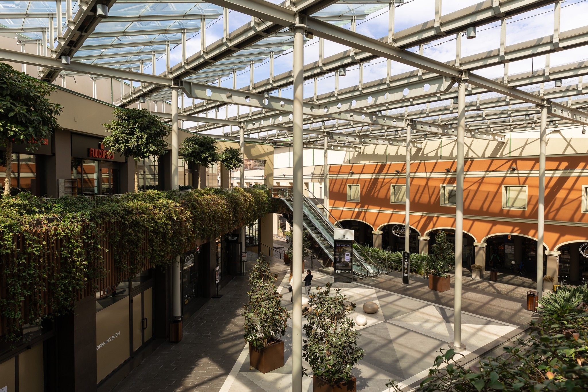 Reify, La Galleria